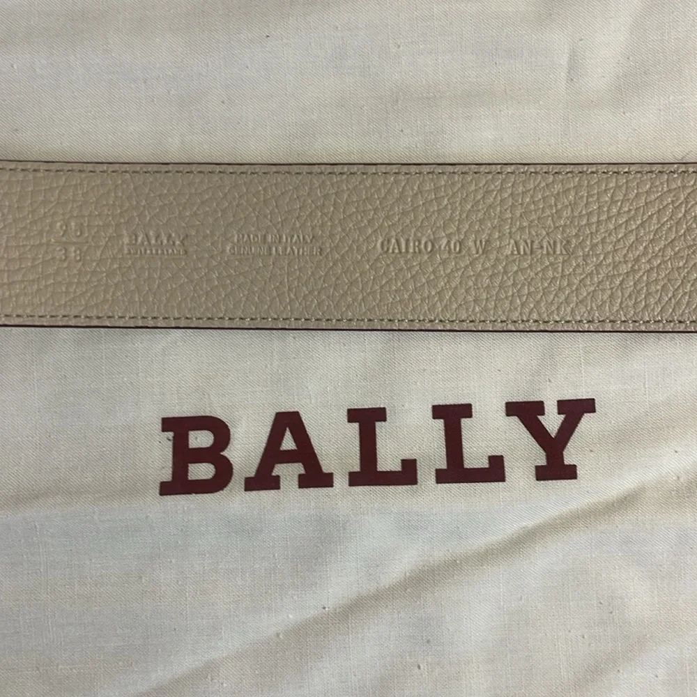 BALLY adjustable leather Belt double D made in Italy size NWT